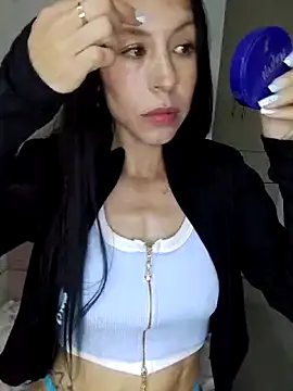 you yuyuu online show from November 16, 2025, 2:38 am