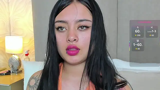 baby naomy online show from October 24, 2025, 2:05 pm