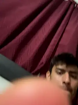 Snapshot of Juandmc1706 chatting on October 28, 2025, 5:39 am Juandmc1706 online show from October 28, 2025, 5:39 am