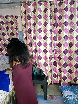 Sweet-Maddlina online show from April 9, 2026, 5:42 am