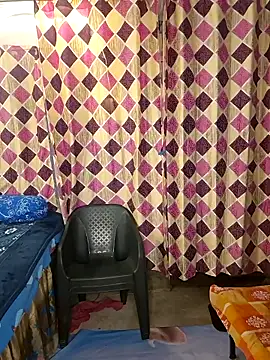 Snapshot of Sweet-Maddlina chatting on February 7, 2026, 6:10 am Sweet-Maddlina online show from February 7, 2026, 6:10 am