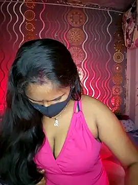 Sweet-Maddlina online show from April 16, 2026, 6:14 am