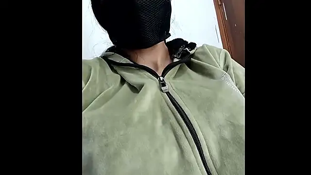 AnuHot39 online show from October 26, 2025, 4:24 am