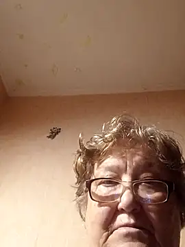 Katherine735 online show from November 3, 2025, 3:01 am