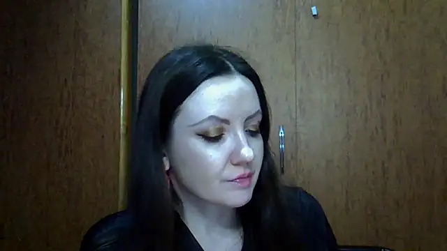 Snapshot of Kalorinn chatting on March 8, 2026, 8:01 pm Kalorinn online show from March 8, 2026, 8:01 pm