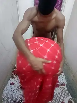 Snapshot of indian_Couple_1999 chatting on October 13, 2025, 3:24 pm indian Couple 1999 online show from October 13, 2025, 3:24 pm