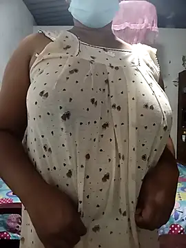 Snapshot of HarshiStar7 chatting on February 23, 2026, 9:37 pm HarshiStar7 online show from February 23, 2026, 9:37 pm