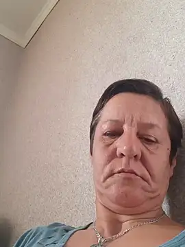 MiaSunni2334 online show from October 29, 2025, 1:32 pm