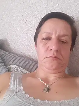 MiaSunni2334 online show from October 28, 2025, 1:21 pm