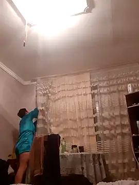 MiaSunni2334 online show from October 30, 2025, 5:21 pm