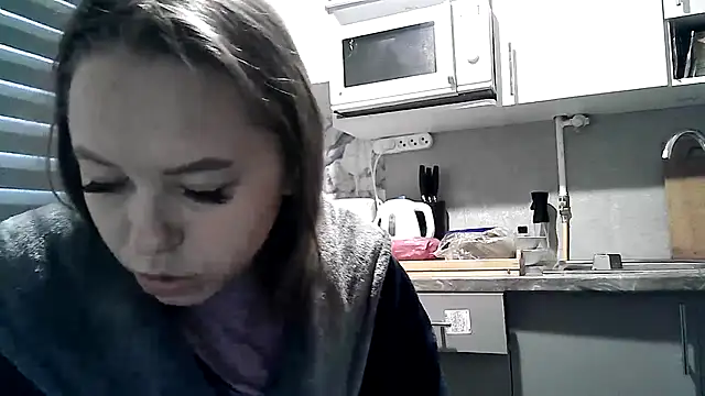 Snapshot of Ladikisss_20 chatting on October 14, 2025, 4:13 am Ladikisss 20 online show from October 14, 2025, 4:13 am