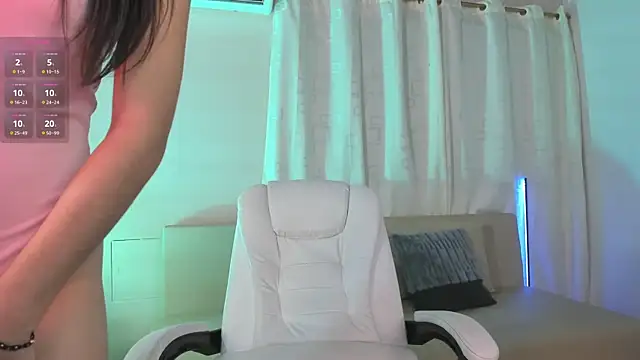 MarianaaDooll online show from November 8, 2025, 12:09 pm