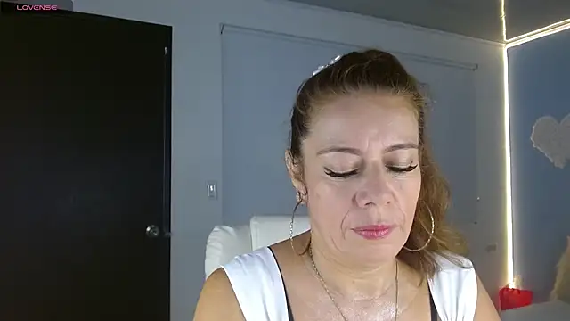 Snapshot of channelsmith_55 chatting on February 21, 2026, 1:46 pm channelsmith 55 online show from February 21, 2026, 1:46 pm