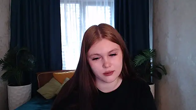 Musegirl online show from November 6, 2025, 5:44 am