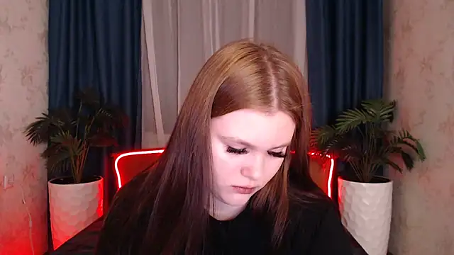 Musegirl online show from December 3, 2025, 1:39 am