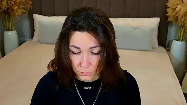 EdenSolis online show from March 16, 2026, 11:03 am