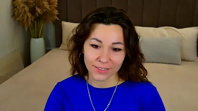 EdenSolis online show from March 1, 2026, 9:31 am