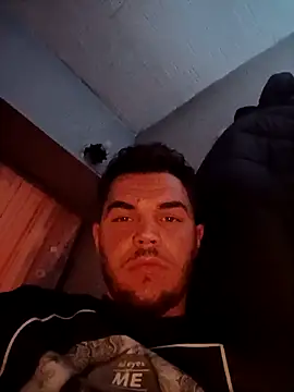 Alexszader36 online show from April 13, 2026, 10:47 pm