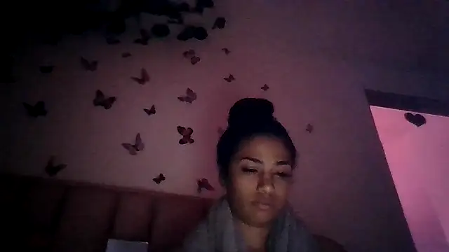 Snapshot of abby_moss_2 chatting on June 20, 2026, 10:37 pm abby moss 2 online show from June 20, 2026, 10:37 pm