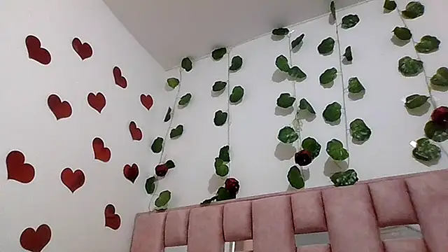 abby moss 2 online show from March 4, 2026, 12:35 pm