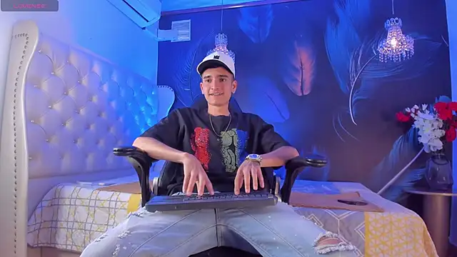 Ethan Boy  online show from December 5, 2025, 9:12 pm