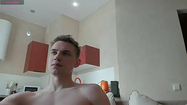 MIKE GOD19 online show from April 14, 2026, 6:40 am