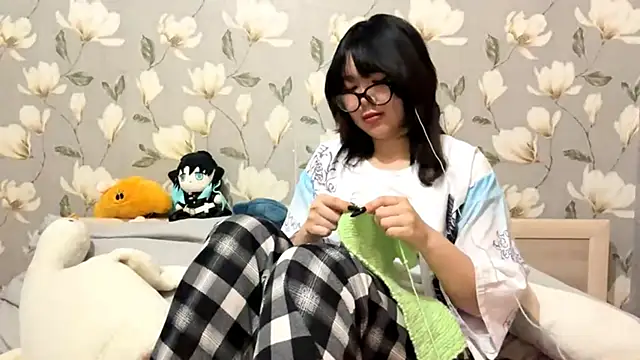 YunaMuse online show from October 12, 2025, 7:26 pm