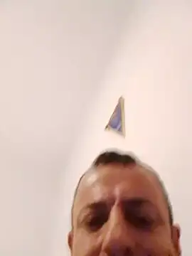 Snapshot of jjLARAY chatting on October 23, 2025, 8:57 am jjLARAY online show from October 23, 2025, 8:57 am