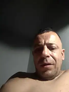 jjLARAY online show from February 20, 2026, 7:54 am