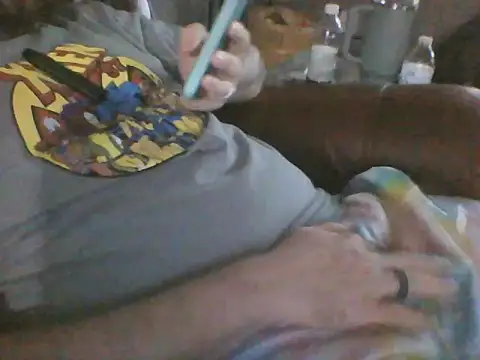 Snapshot of lighrik09 chatting on October 9, 2025, 11:27 pm lighrik09 online show from October 9, 2025, 11:27 pm