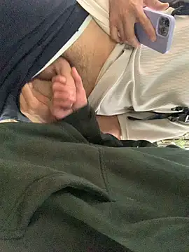 mirallesandbig online show from October 22, 2025, 8:41 pm