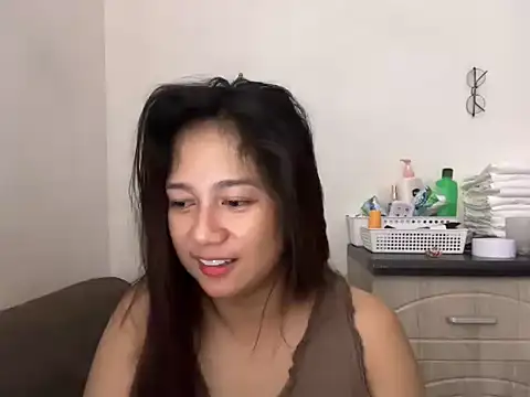 Snapshot of magandangpilipina chatting on October 13, 2025, 9:59 pm magandangpilipina online show from October 13, 2025, 9:59 pm
