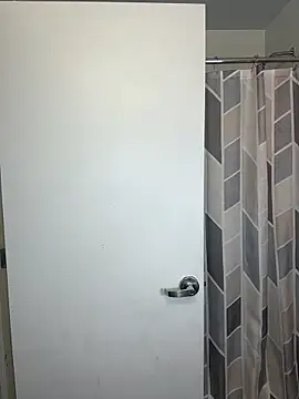 Snapshot of Lolathebaddie chatting on October 27, 2025, 5:03 pm Lolathebaddie online show from October 27, 2025, 5:03 pm