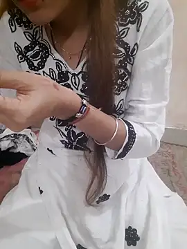 Khushi rani online show from February 1, 2026, 4:55 am