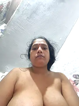 Snapshot of Khushi-20 chatting on October 29, 2025, 1:15 am Khushi-20 online show from October 29, 2025, 1:15 am