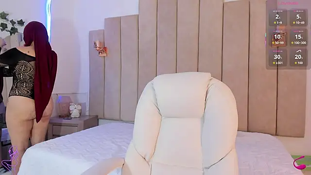  naylaa  online show from January 11, 2026, 3:46 am