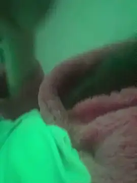 Snapshot of Butterfly8385 chatting on February 28, 2026, 9:58 pm Butterfly8385 online show from February 28, 2026, 9:58 pm