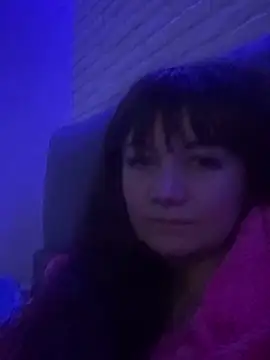 Butterfly8385 online show from November 21, 2025, 9:14 pm