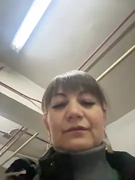 Butterfly8385 online show from April 8, 2026, 5:31 am