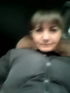 Butterfly8385 online show from January 9, 2026, 1:51 pm