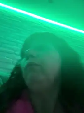 Snapshot of Butterfly8385 chatting on February 8, 2026, 10:40 pm Butterfly8385 online show from February 8, 2026, 10:40 pm