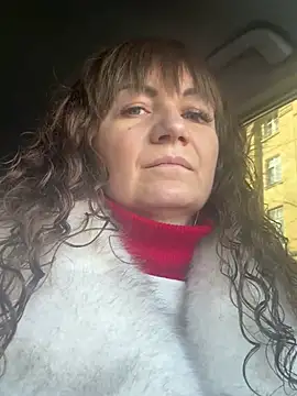 Snapshot of Butterfly8385 chatting on February 9, 2026, 10:46 am Butterfly8385 online show from February 9, 2026, 10:46 am