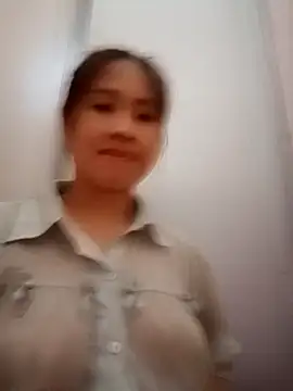 Snapshot of tuongvycute chatting on October 22, 2025, 3:22 pm tuongvycute online show from October 22, 2025, 3:22 pm