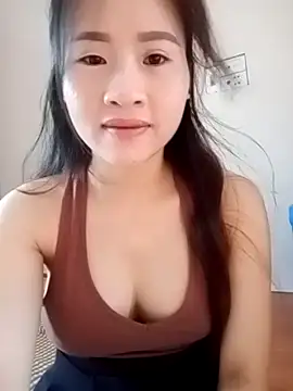 Snapshot of tuongvycute chatting on October 19, 2025, 1:52 am tuongvycute online show from October 19, 2025, 1:52 am