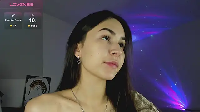 LionKierra online show from December 1, 2025, 4:02 am