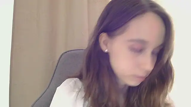 Snapshot of VeraLush chatting on February 23, 2026, 12:06 pm VeraLush online show from February 23, 2026, 12:06 pm