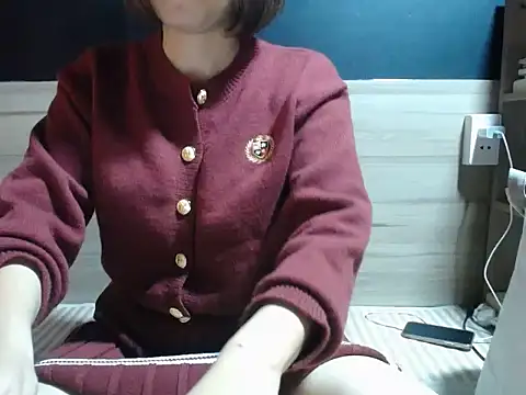 Fansy 112 online show from December 18, 2025, 2:10 pm