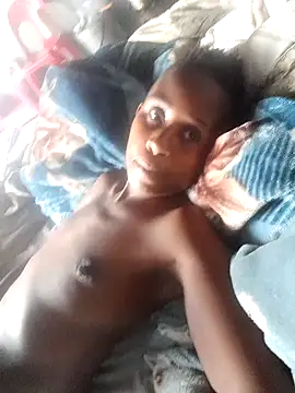 petitedynamite online show from October 14, 2025, 6:14 am