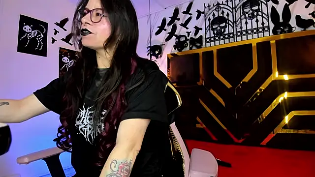 Evangelinejoness  online show from November 6, 2025, 11:36 am