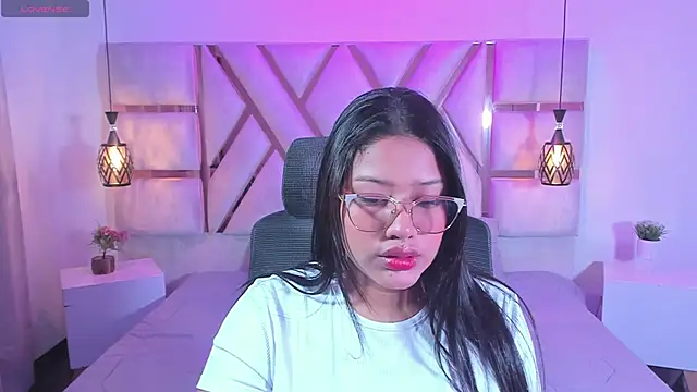Snapshot of natachacole chatting on October 13, 2025, 11:12 am natachacole online show from October 13, 2025, 11:12 am
